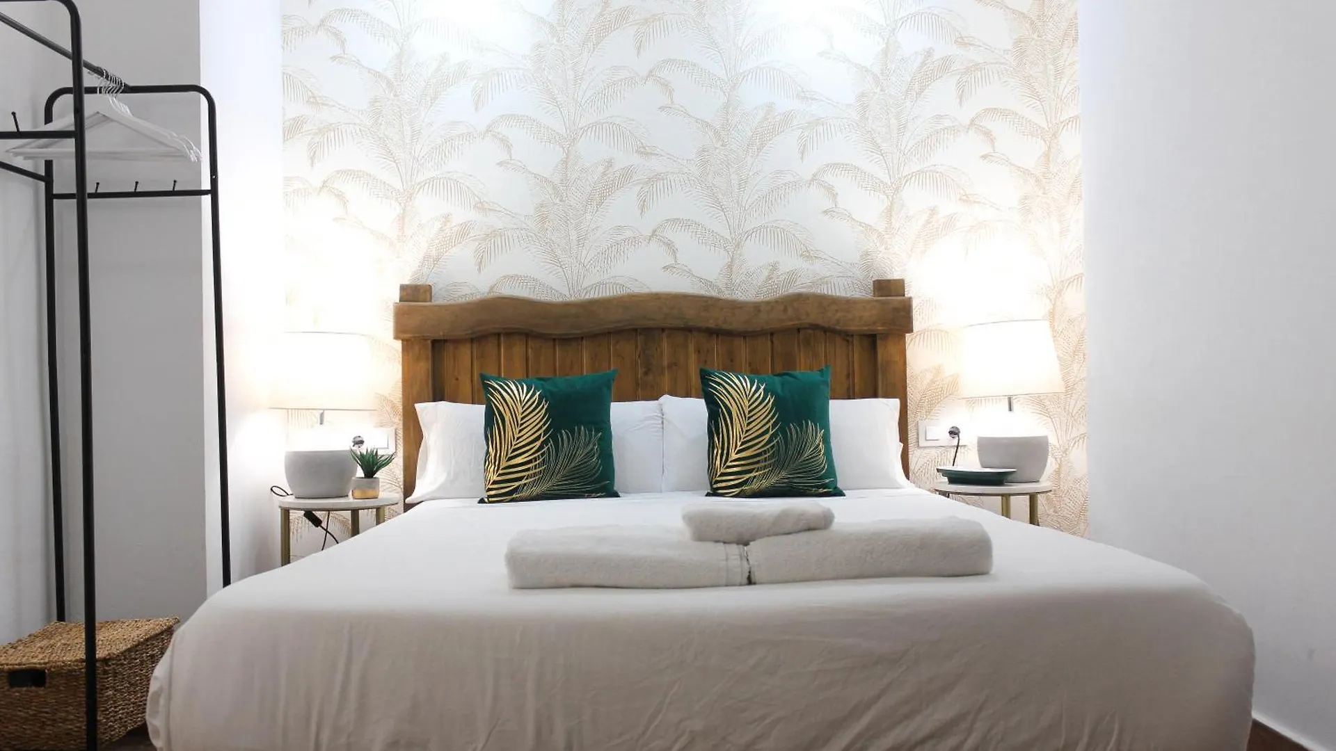 Monkeys Apartments Pureza House Seville